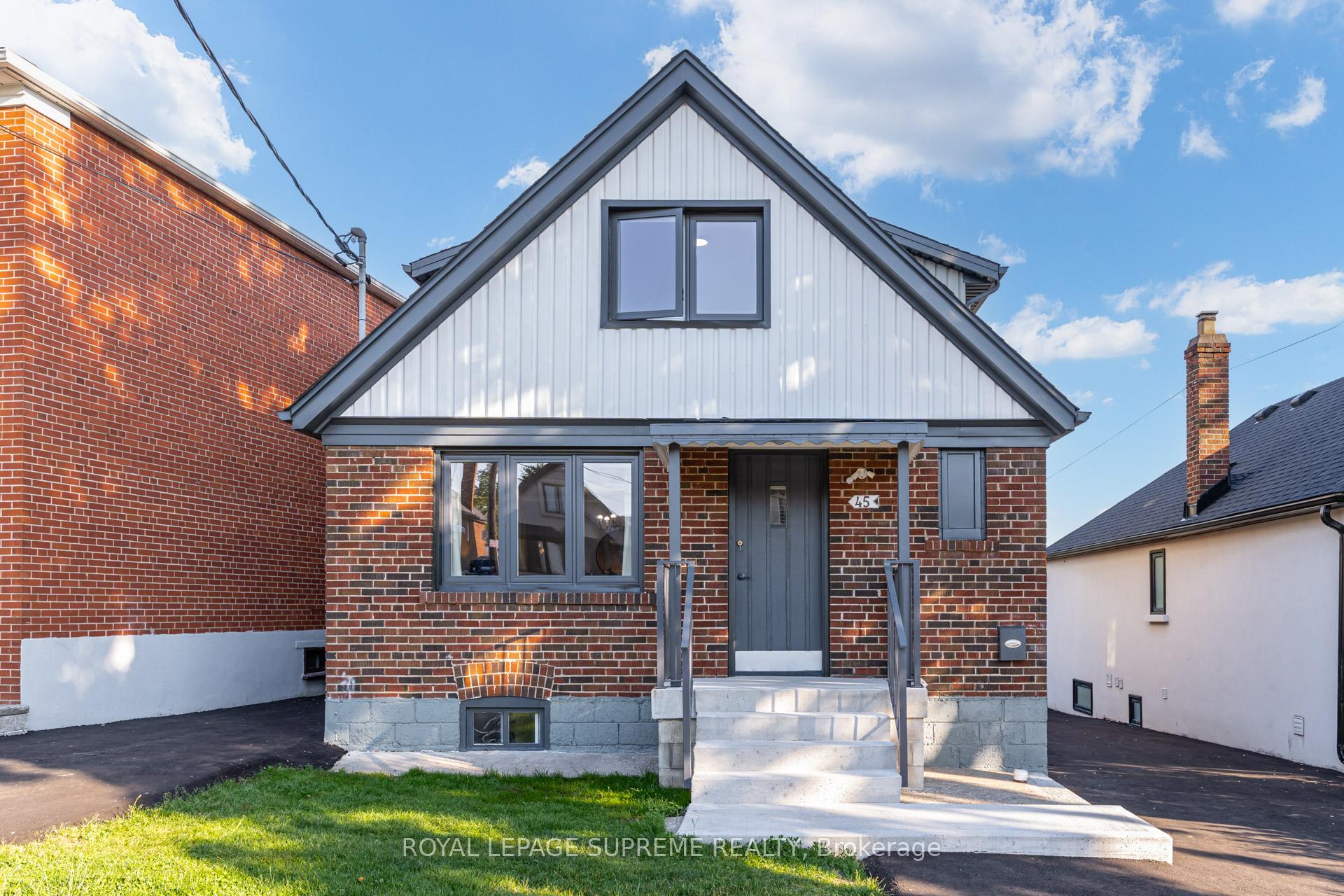 45 Beechborough Avenue, Toronto W04, ON M6M 1Z2