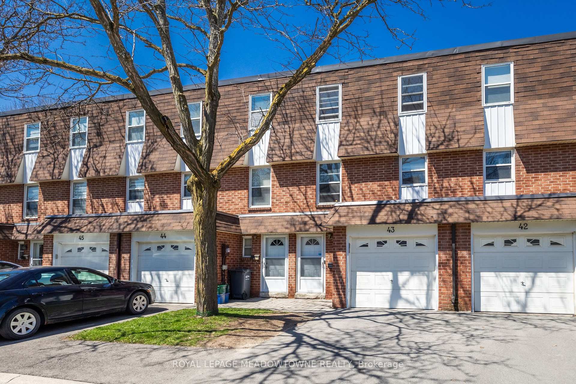 235 Bronte Street 43, Milton, ON L9T 3V8