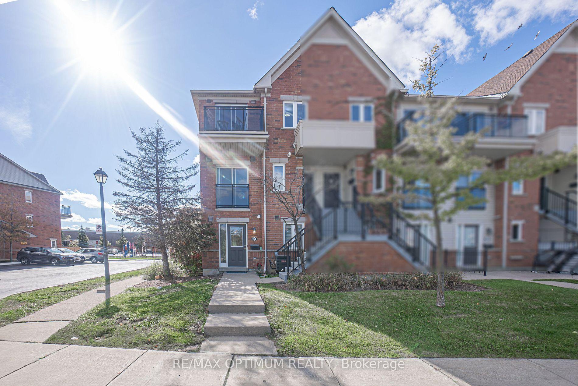 4620 Guildwood Way 29, Mississauga, ON L5R 4H4