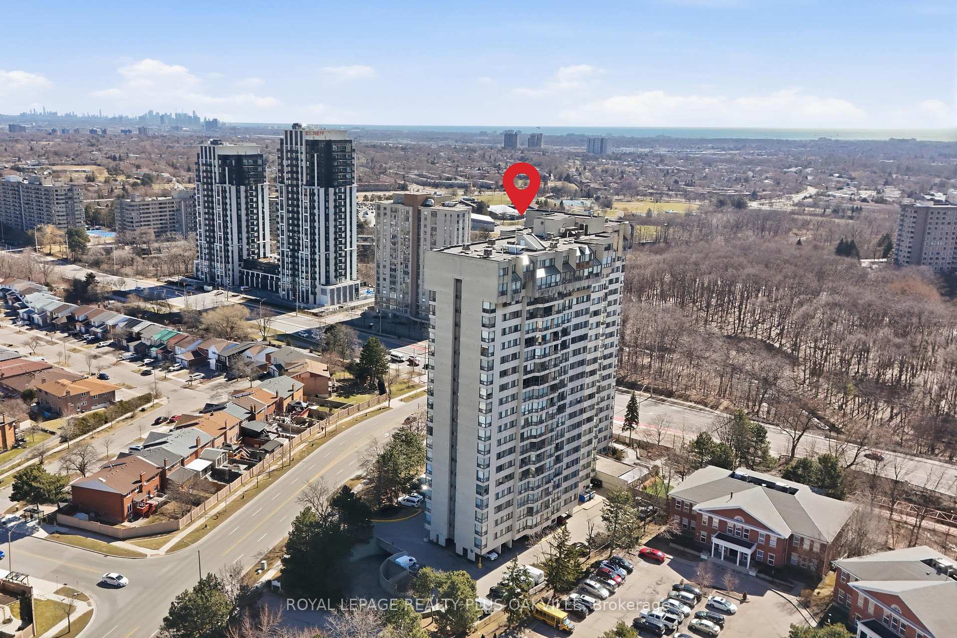 200 Robert Speck Parkway 808, Mississauga, ON L4Z 1S3