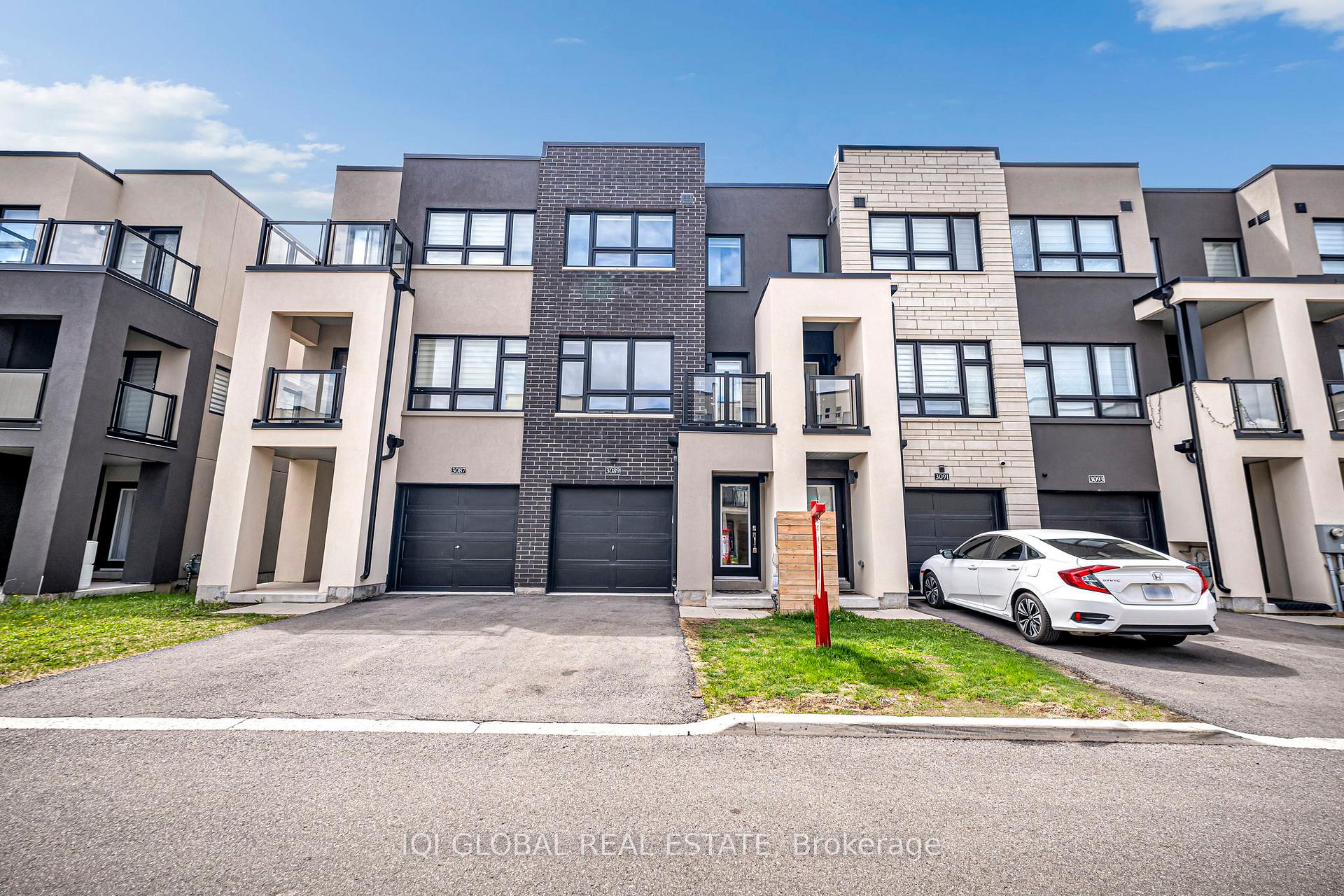 3089 Cherry Blossom Common, Burlington, ON L7M 0H4