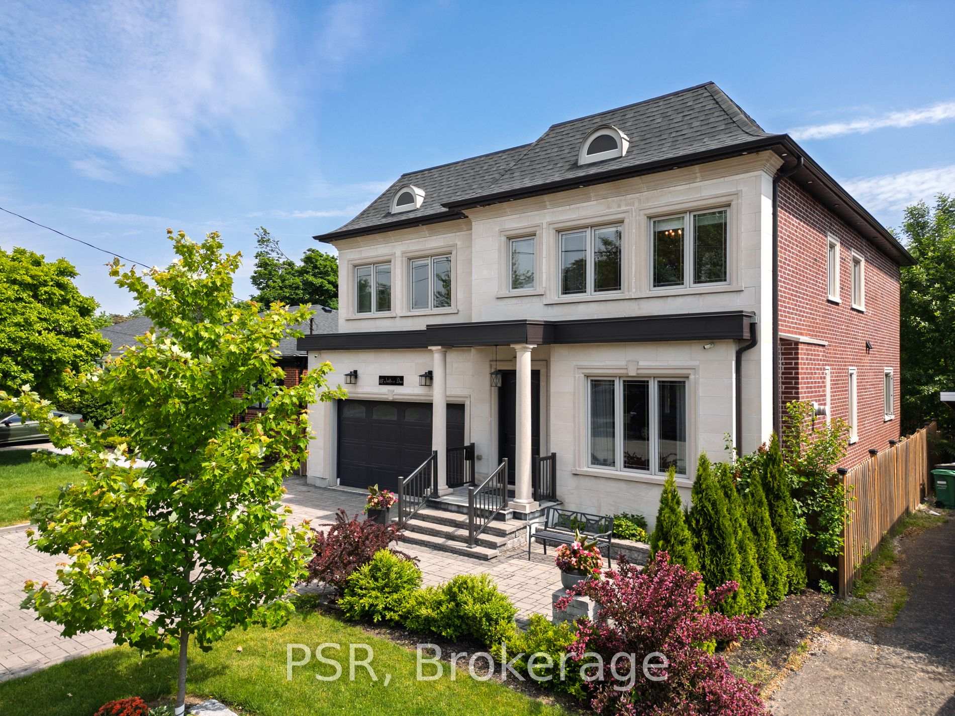 1337 Northaven Drive, Mississauga, ON L5G 4E8