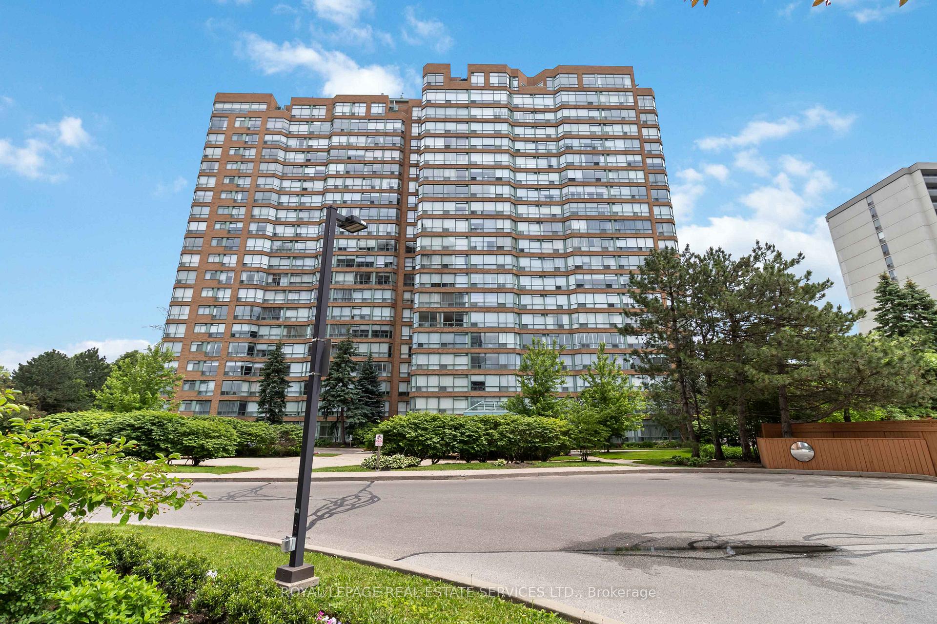 1276 Maple Crossing Boulevard 1710, Burlington, ON L7S 2J9