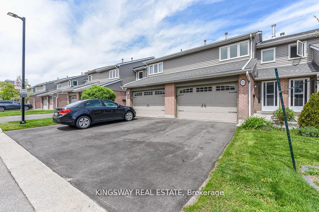 3125 E FIFTH Line W 29, Mississauga, ON L5L 3S8