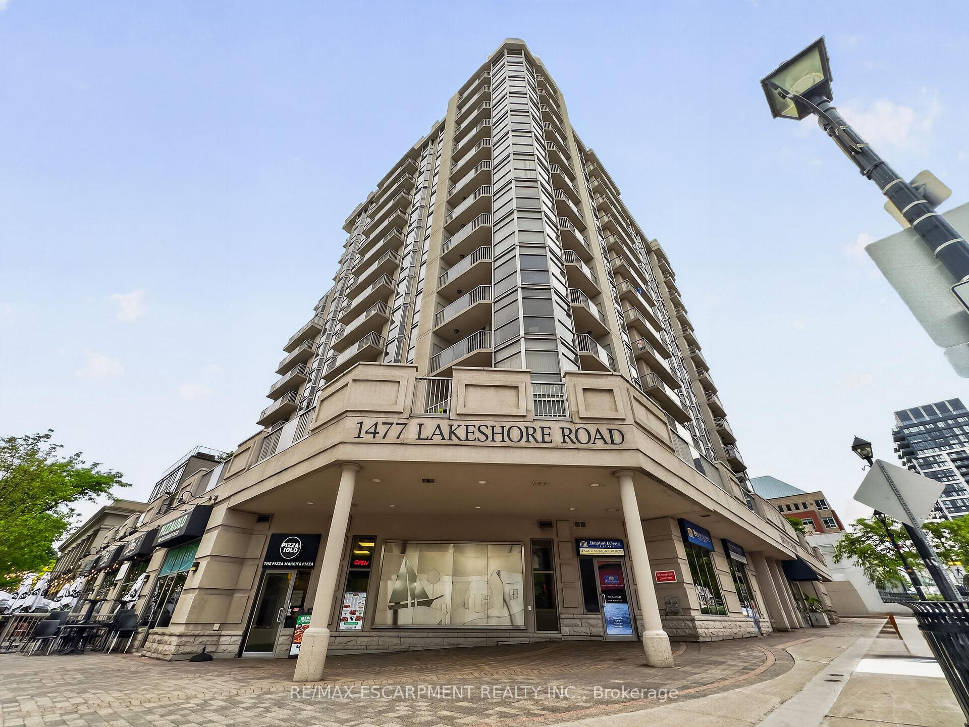 1477 Lakeshore Road 202, Burlington, ON L7S 1B5