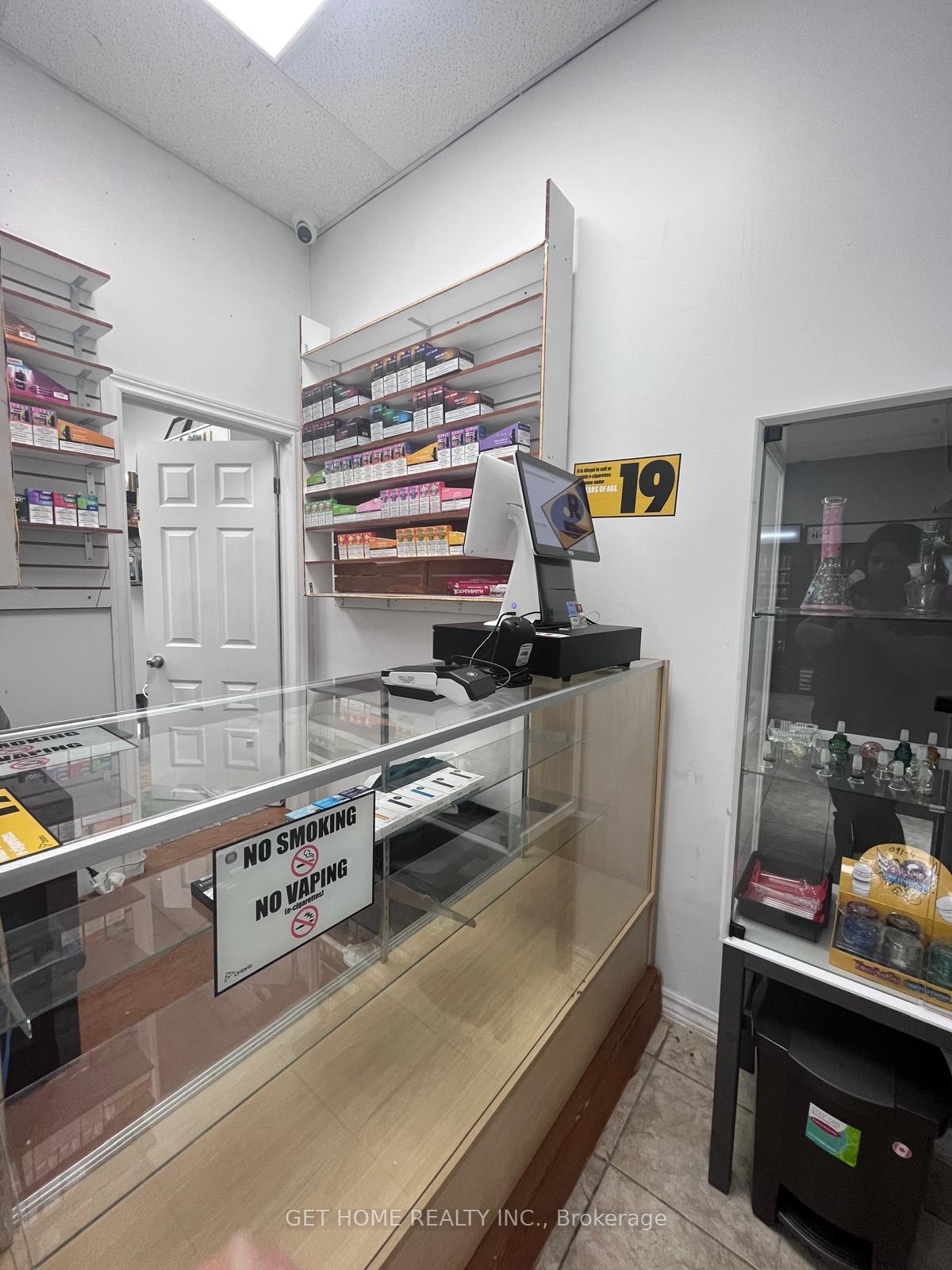 4665 Central Parkway E 9, Mississauga, ON L4Z 2V4