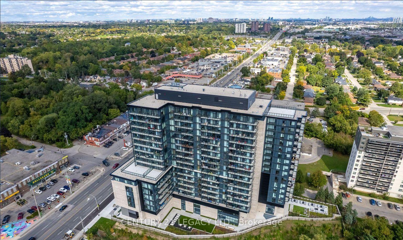 86 Dundas Street E 821, Mississauga, ON L5A 1W4