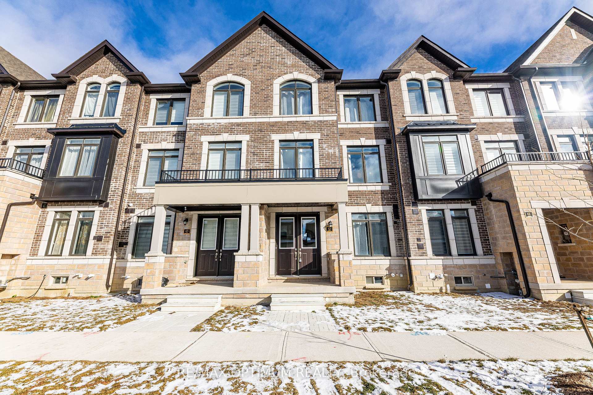 63 Minnock Street, Caledon, ON L7C 4K8