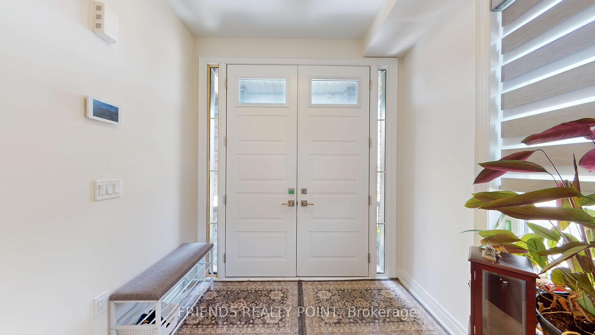 9 Falby Road, Brampton, ON L6P 4S1