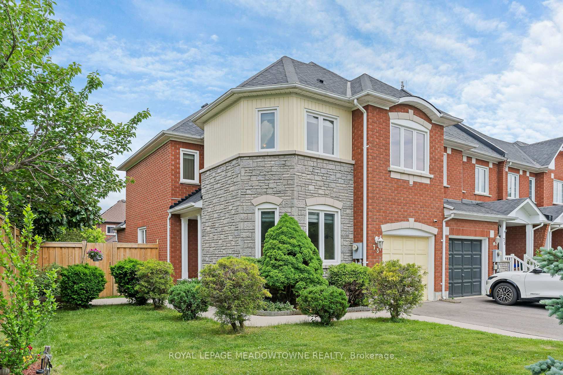 73 James Young Drive, Halton Hills, ON L7G 5S5