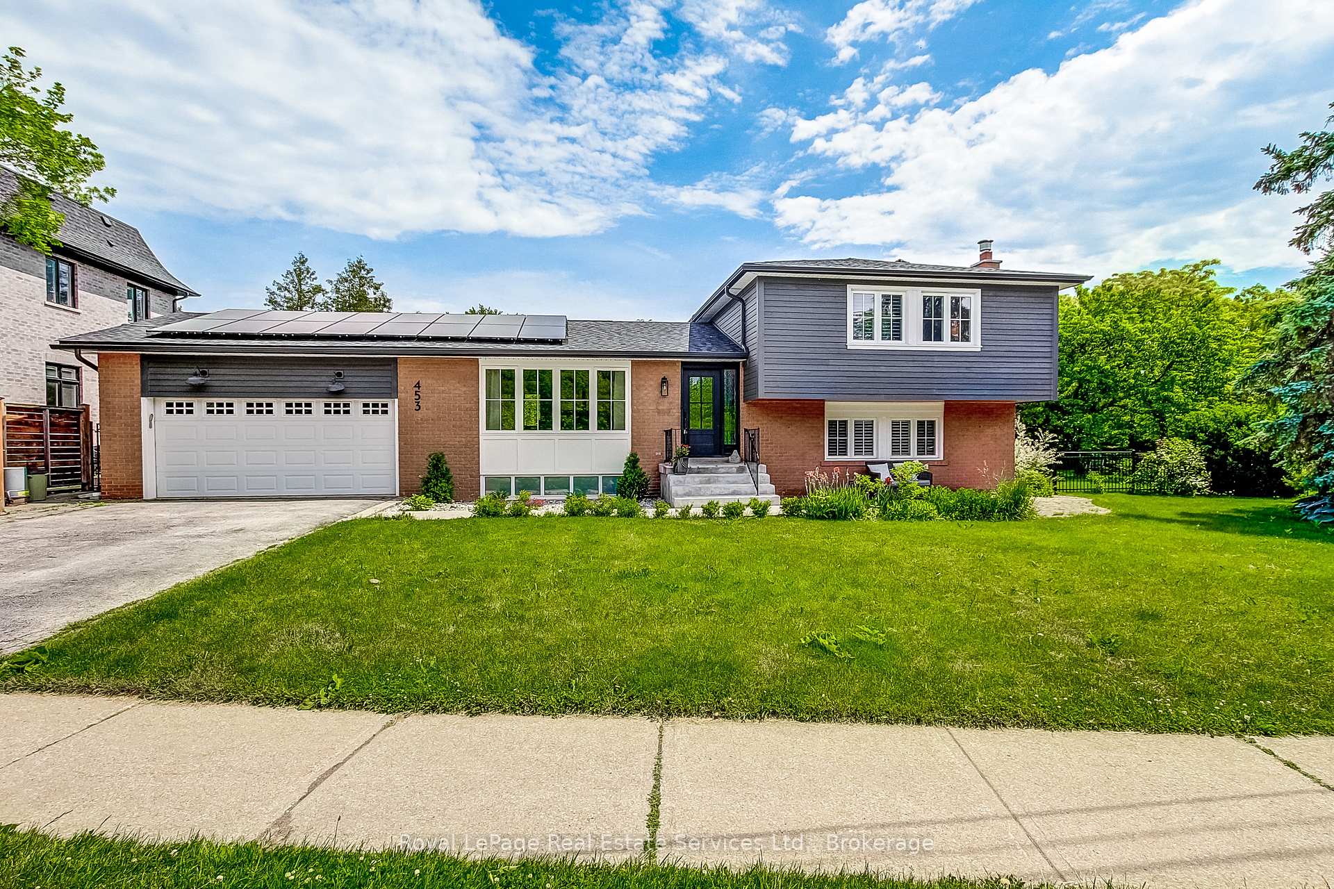 453 Warminster Drive, Oakville, ON L6L 4N4