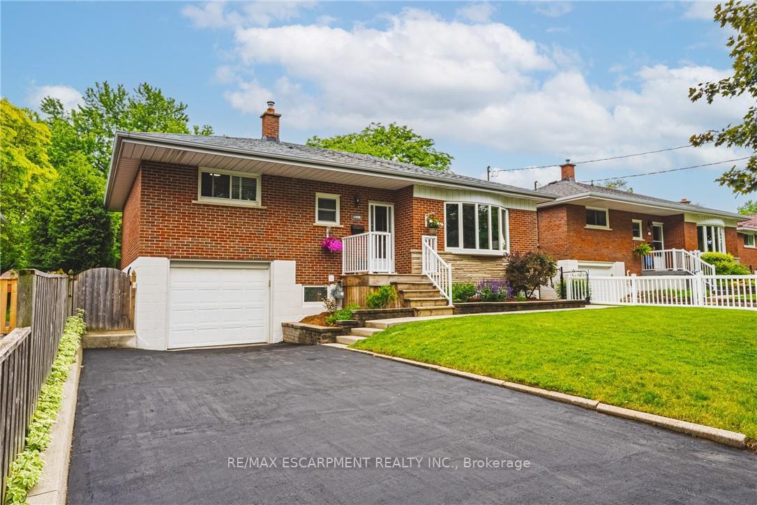 1208 HOMEWOOD Drive, Burlington, ON L7P 2M4