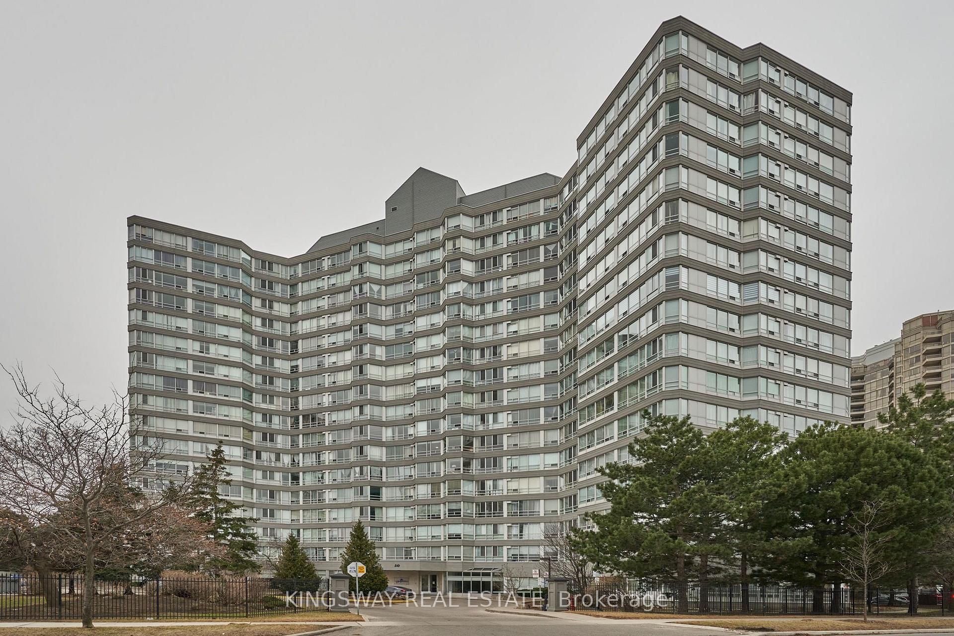 50 Kingsbridge Garden Circle 510, Mississauga, ON L5R 1Y2