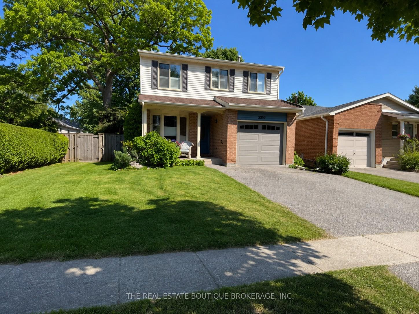 3200 Greenbough Crescent, Burlington, ON L7M 3B1