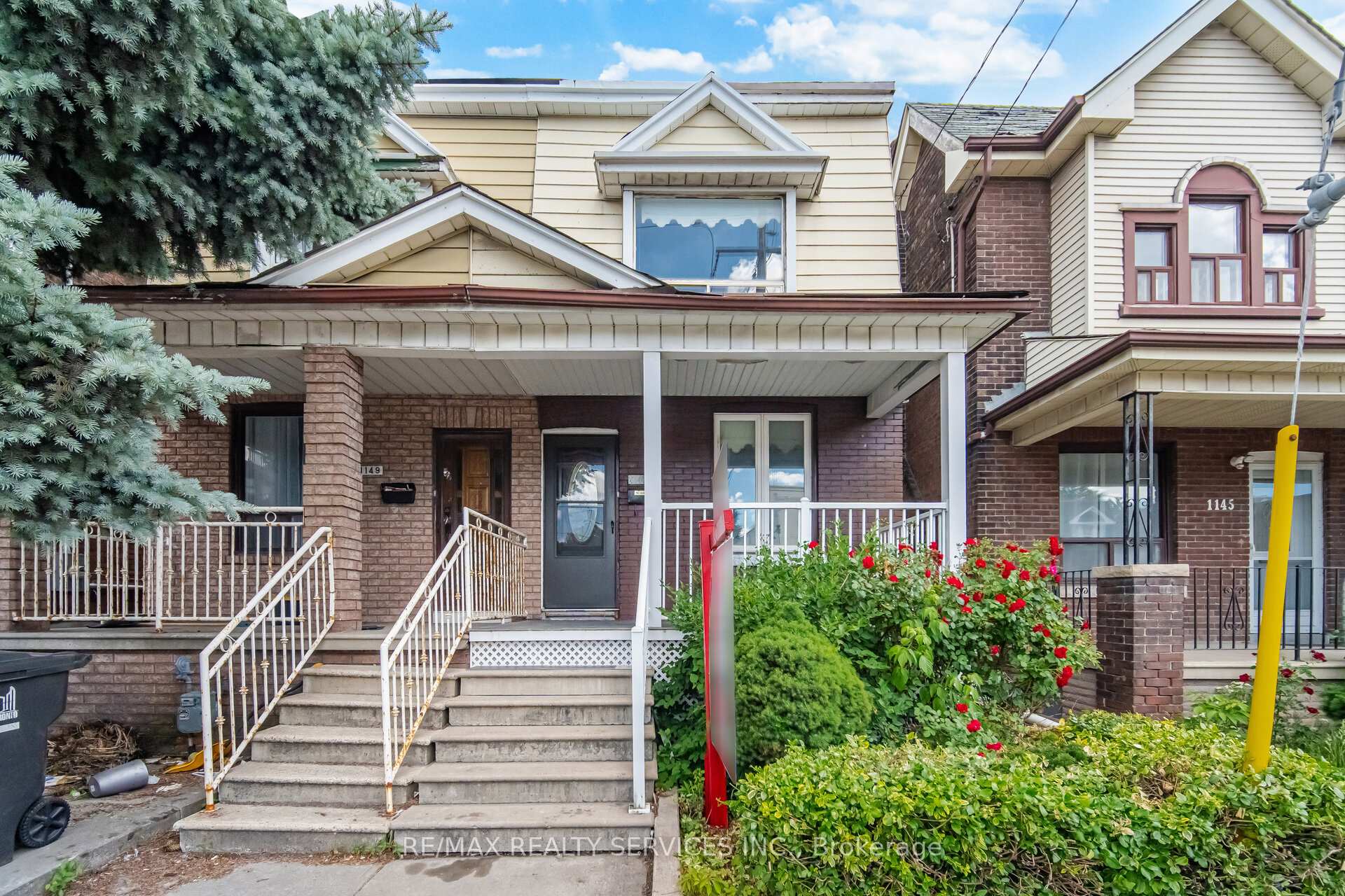 1147 Dufferin Street, Toronto W02, ON M6H 4B7