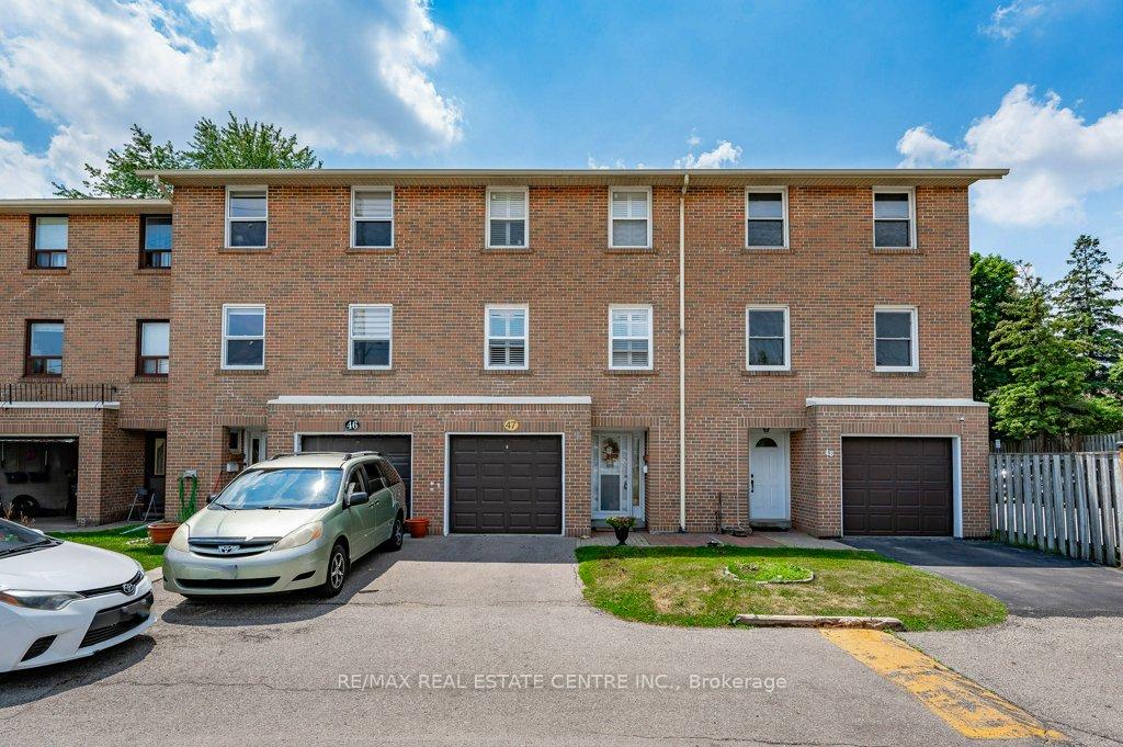 7255 Dooley Drive 47, Mississauga, ON L4T 2S7