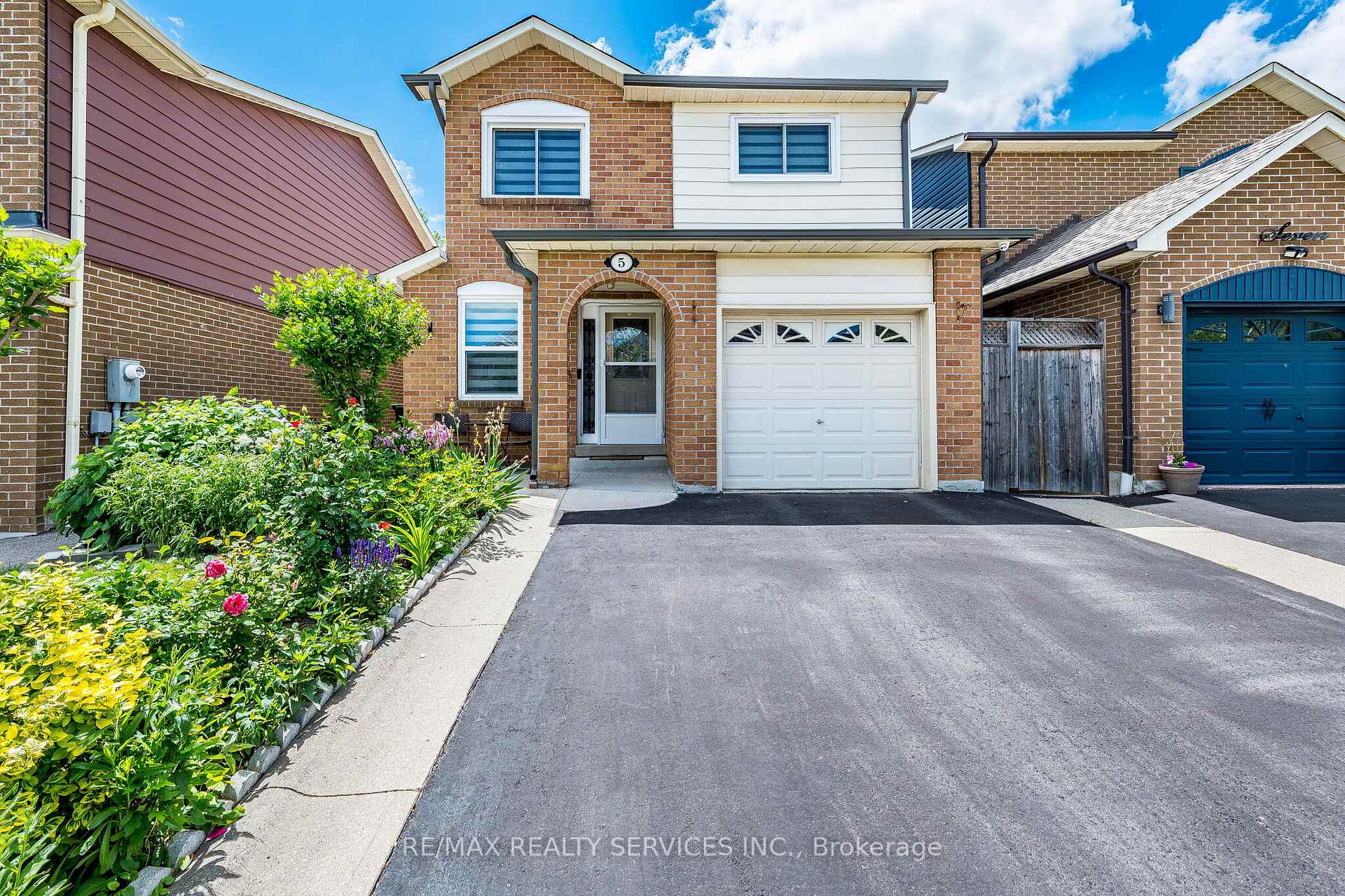 5 Wikander Way, Brampton, ON L6V 3X1