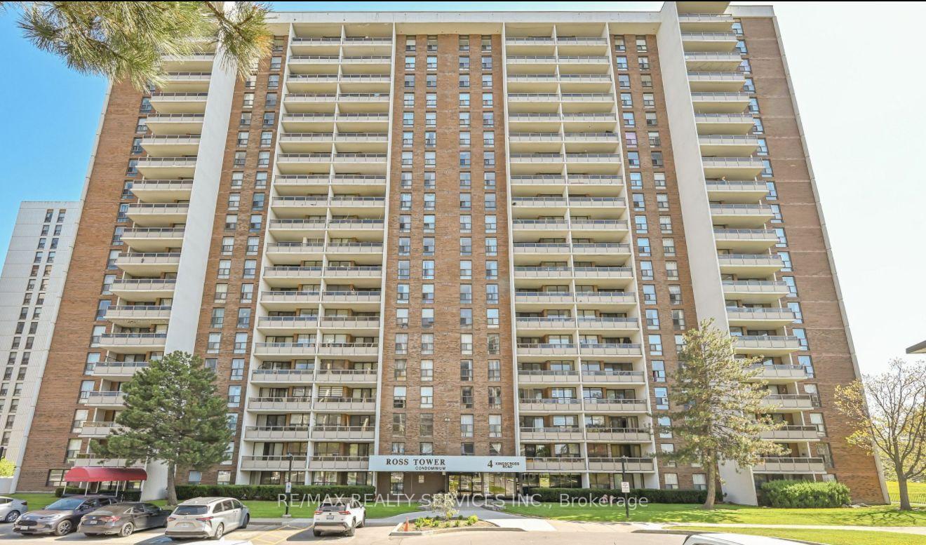 4 Kings Cross Road 1807, Brampton, ON L6T 3X8