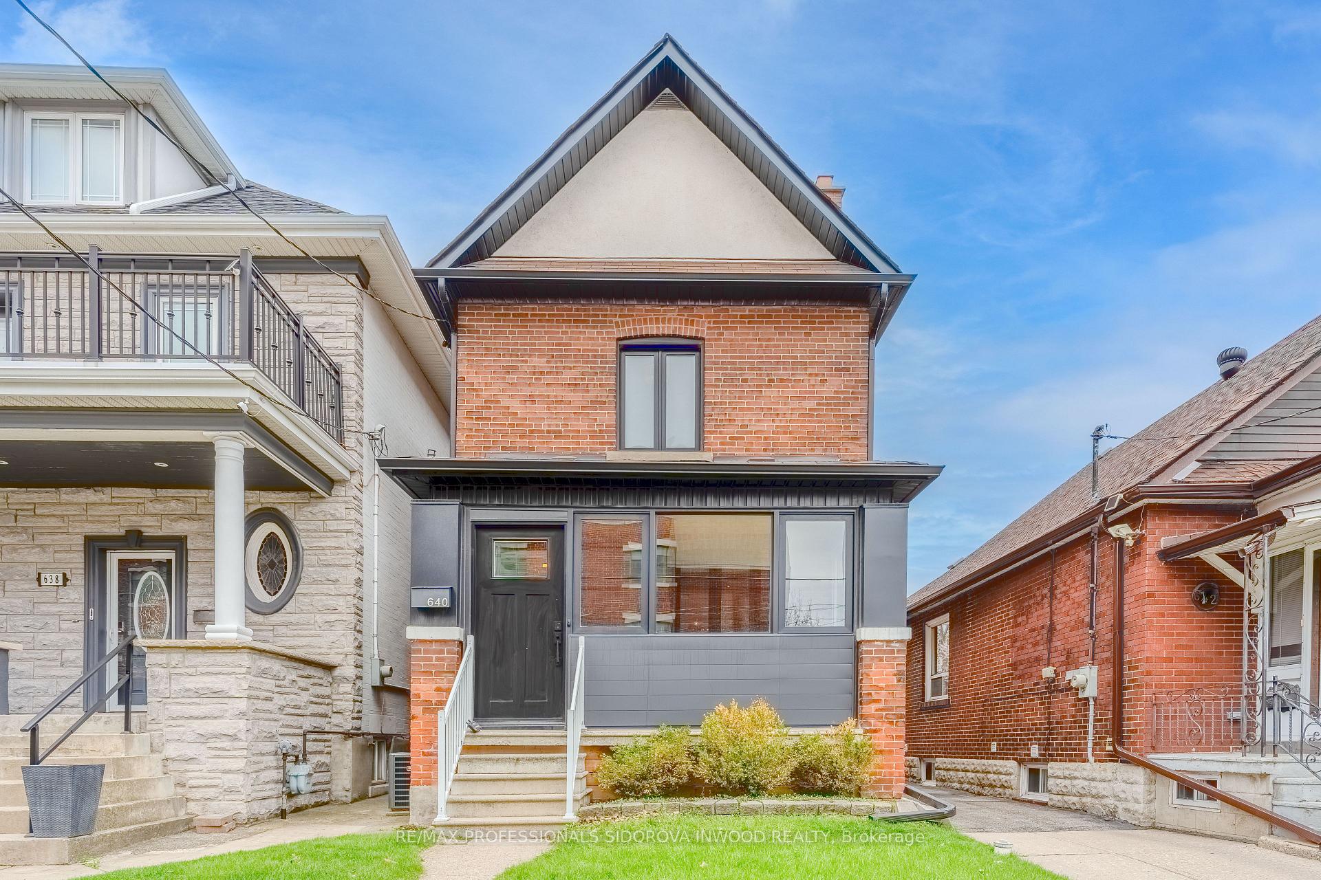640 Runnymede Road, Toronto W02, ON M6S 3A2