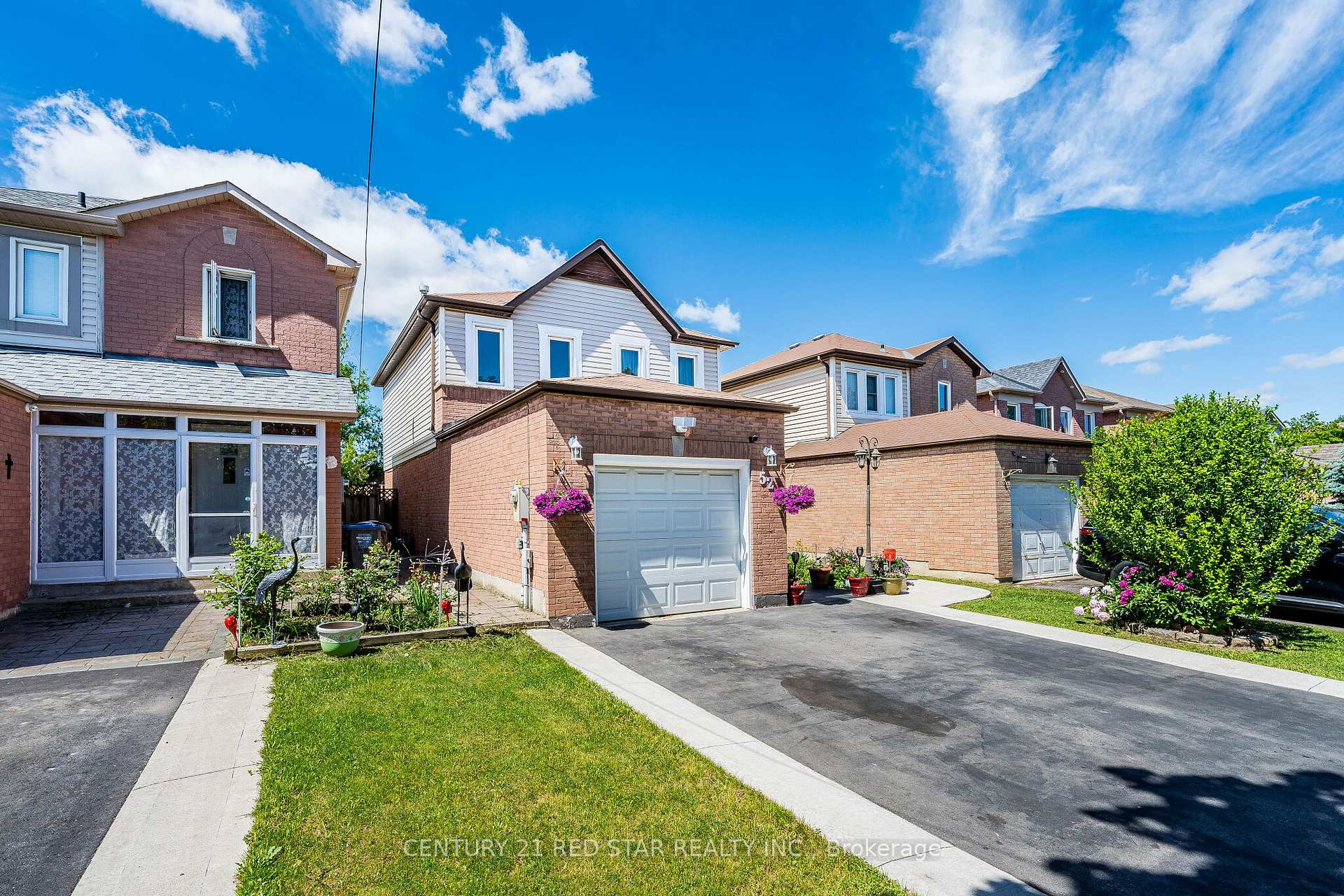 52 Newdale Place, Brampton, ON L6S 5Z3