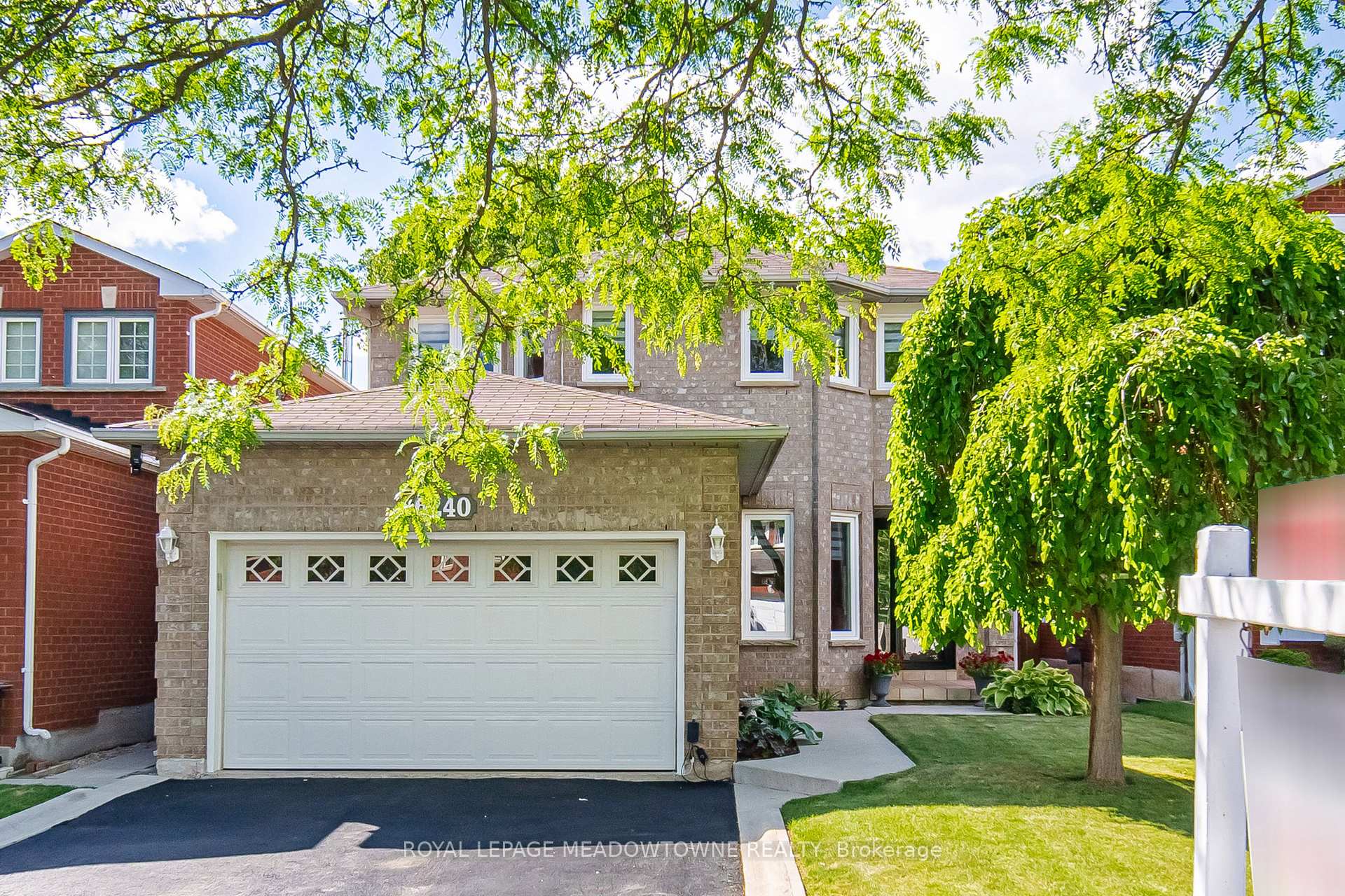 6240 Snowflake Lane, Mississauga, ON L5N 6G8