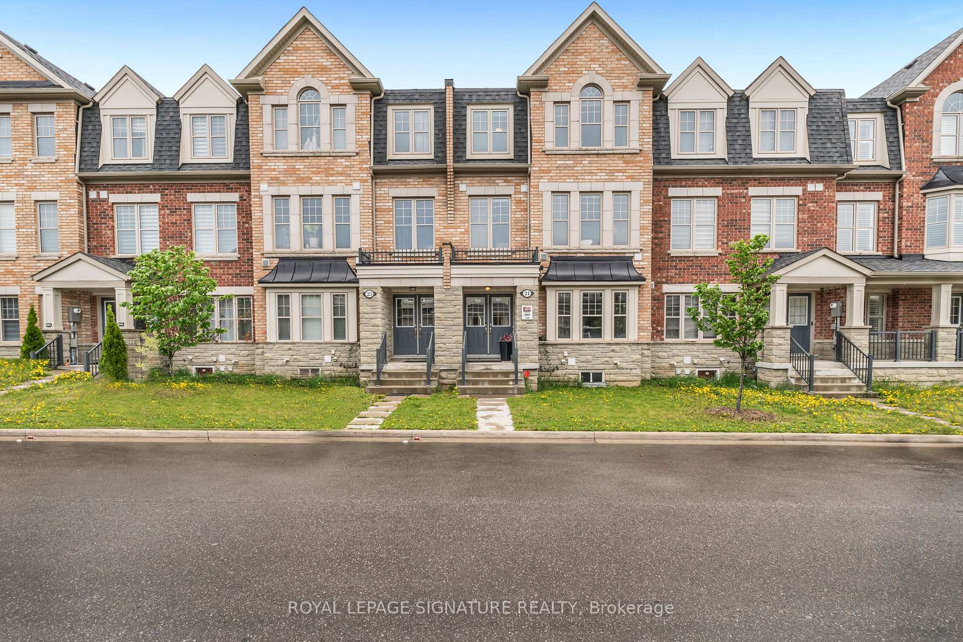 21 Fresnel Road S, Brampton, ON L7A 4Z2