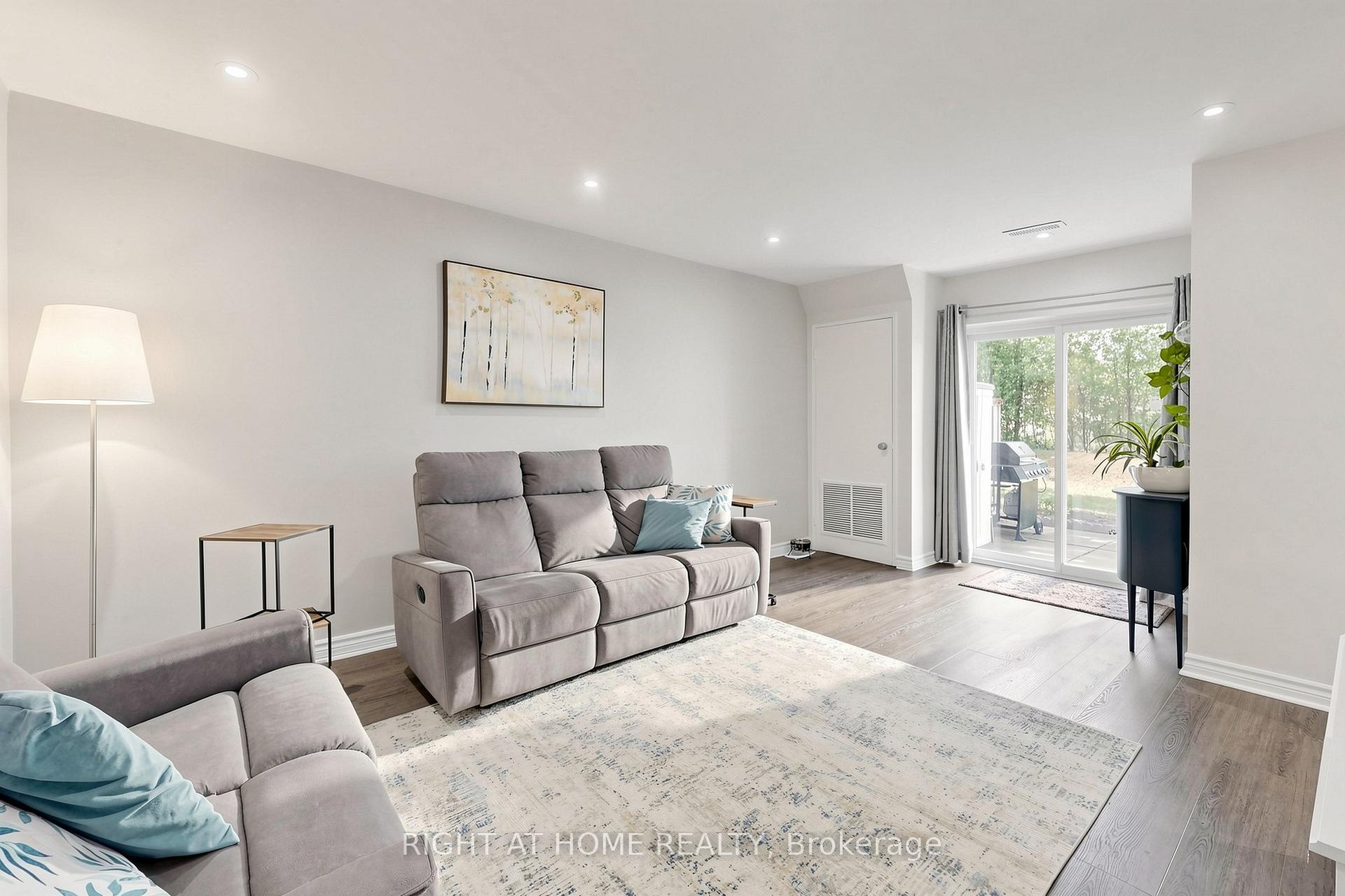 2001 Bonnymede Drive 172, Mississauga, ON L5J 4H8