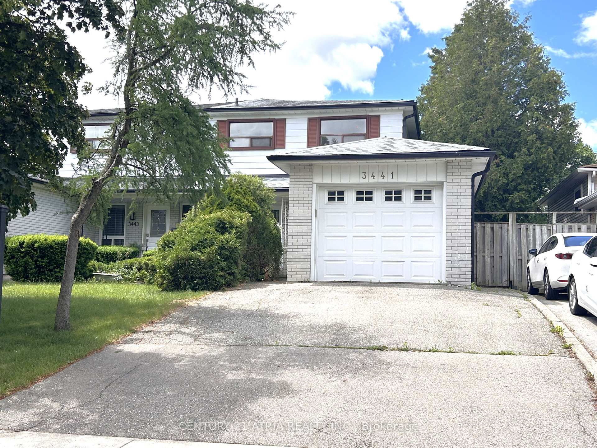 3441 Oakglade Crescent, Mississauga, ON L5C 1X4