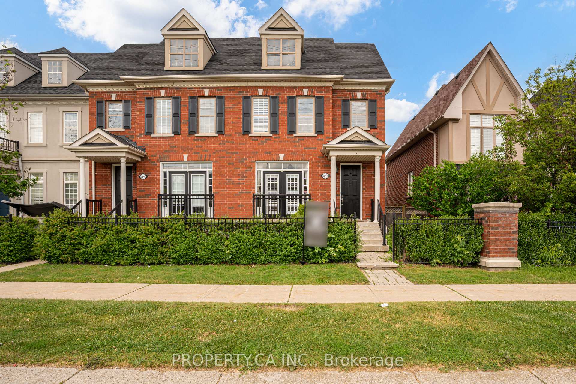 3347 Eglinton Avenue W, Mississauga, ON L5M 7W8