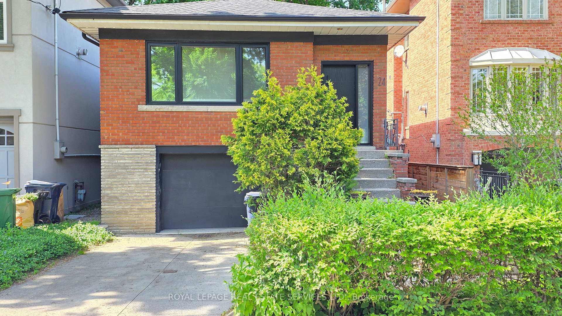 24 Morningside Avenue, Toronto W01, ON M6S 1C3