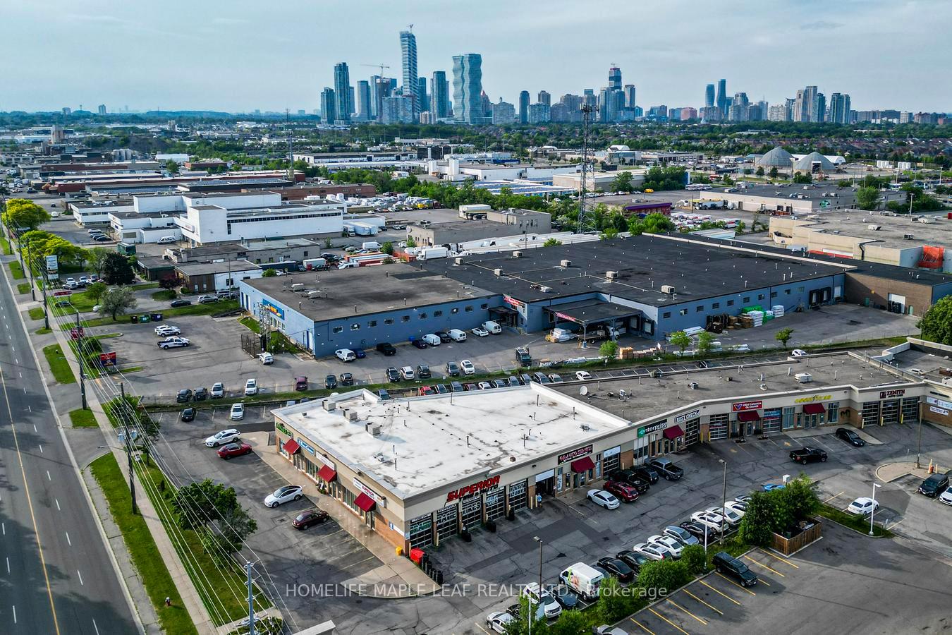 777 Dundas Street W, Mississauga, ON L5C 4P6