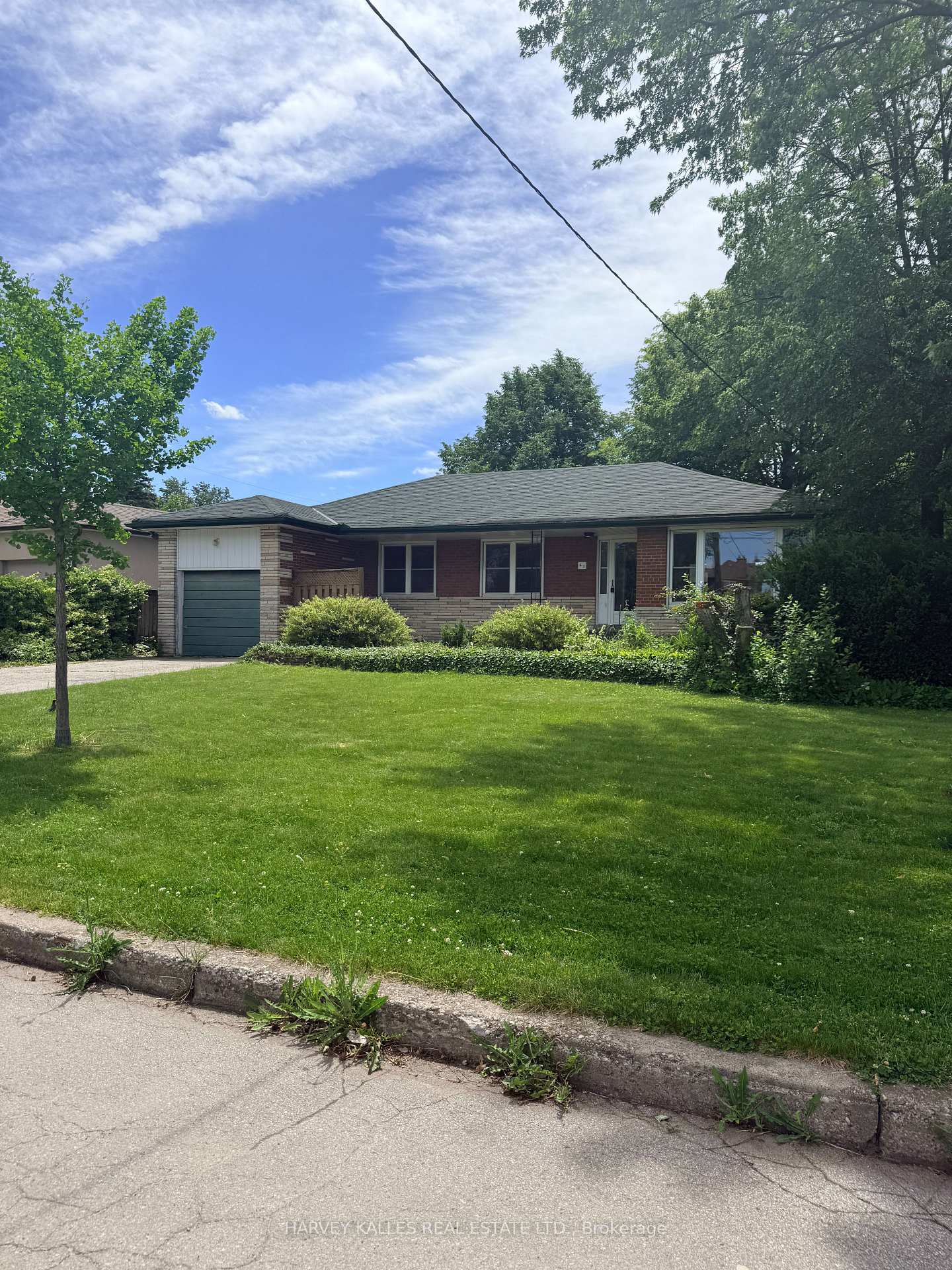63 Coral Gable Drive, Toronto W05, ON M9M 1P3