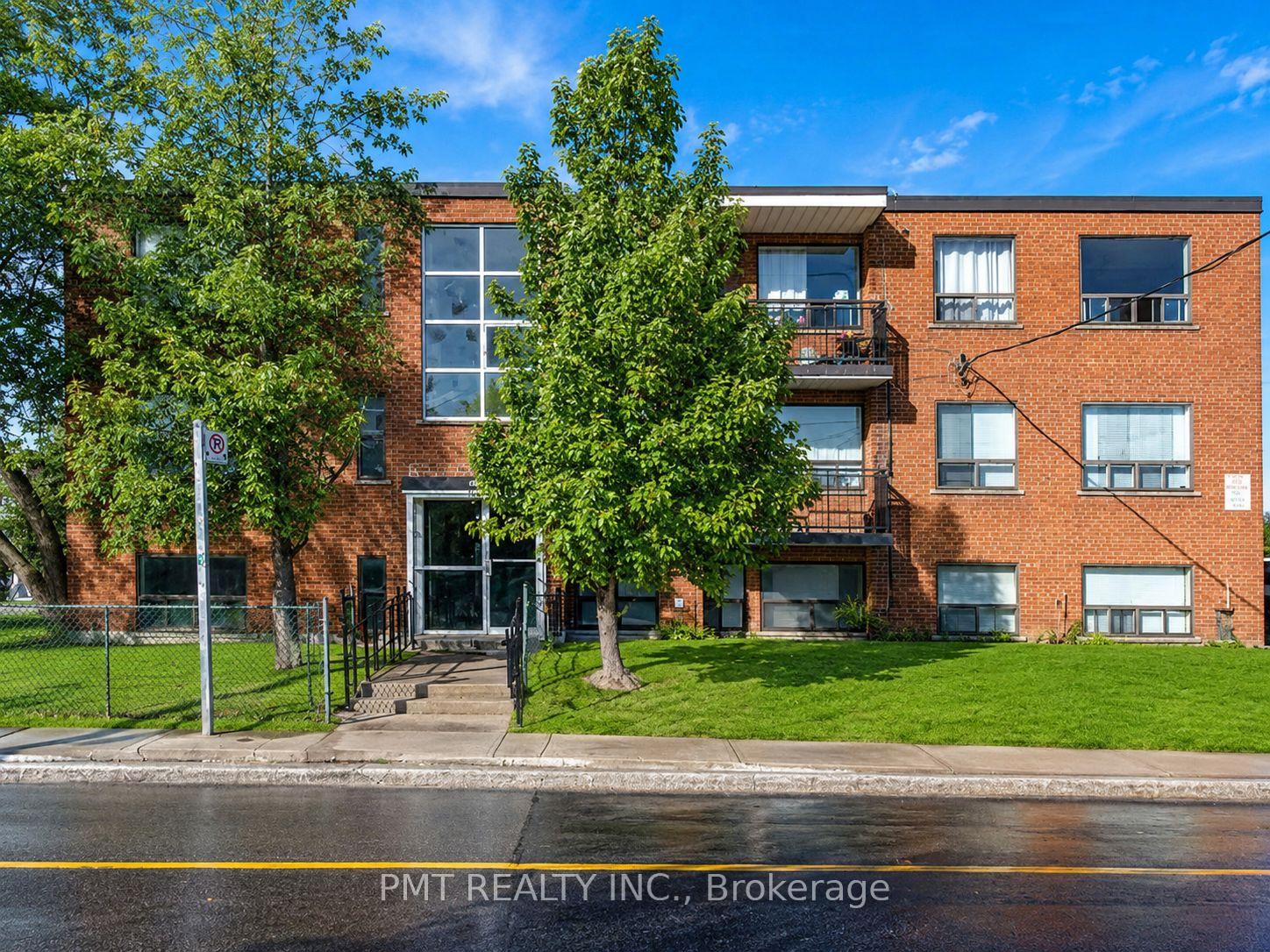 137 Brookhaven Drive 7, Toronto W04, ON M6M 4P1