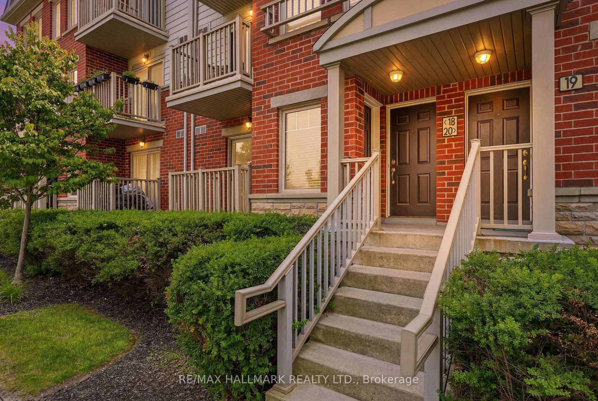 3250 Bentley Drive 17, Mississauga, ON L5M 0P7