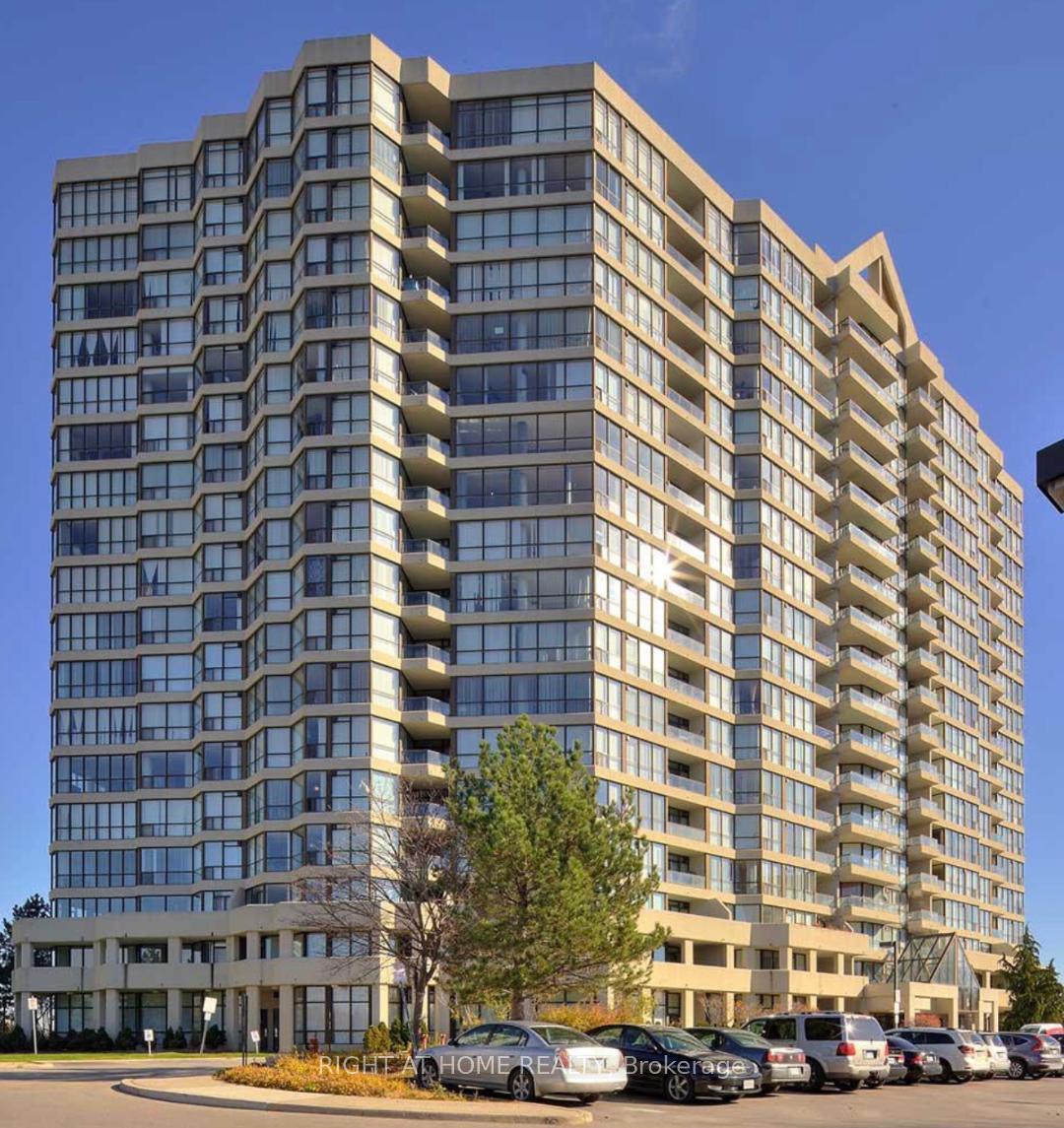 5 rowntree Road 409, Toronto W10, ON M9V 5G9