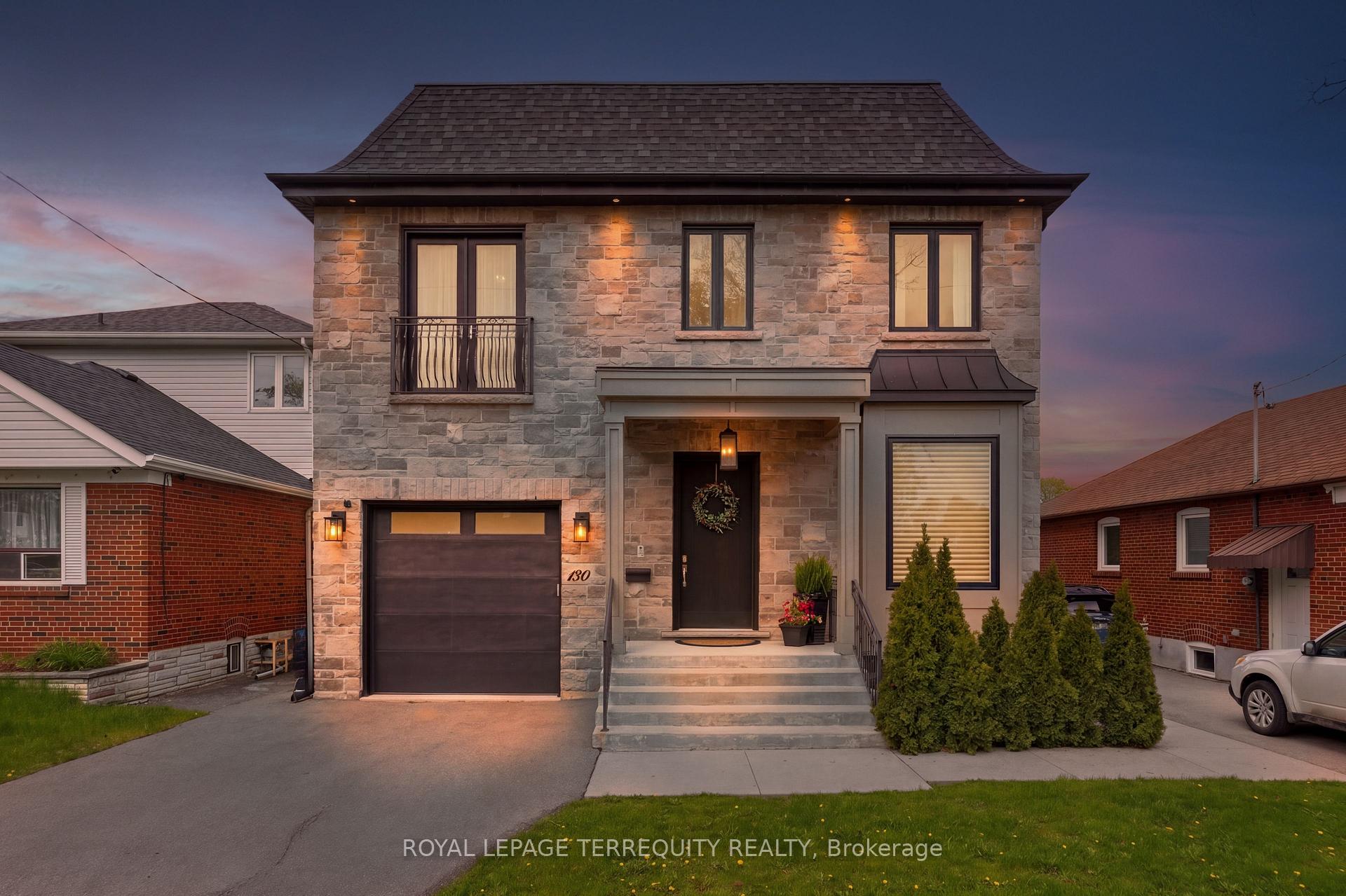130 Edgecroft Road, Toronto W07, ON M8Z 2C3