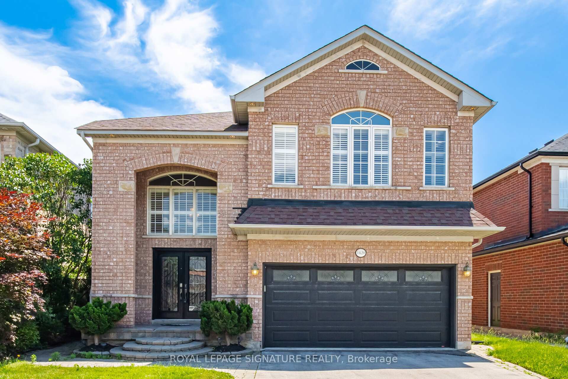 1420 Derby County Crescent, Oakville, ON L6M 4N8
