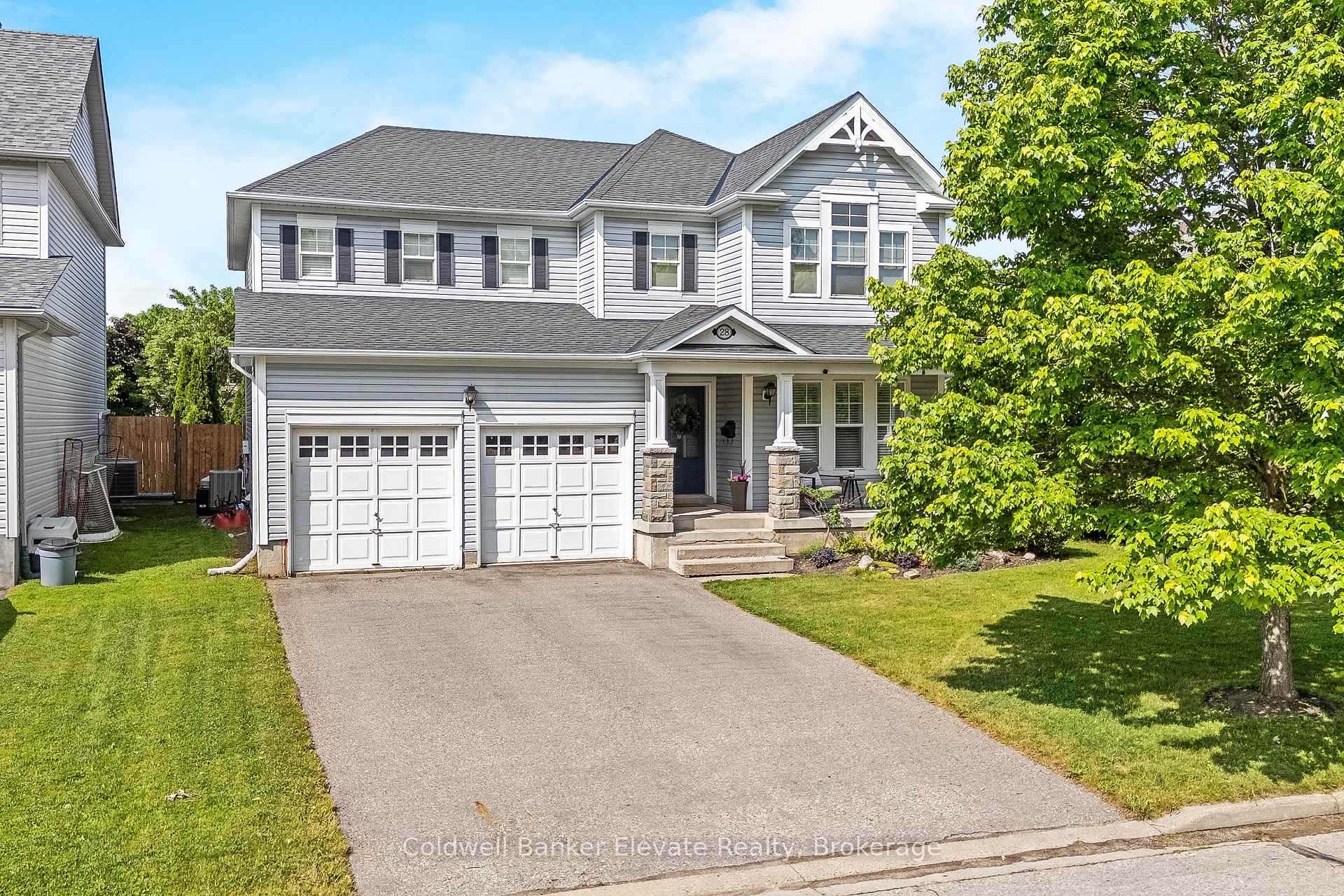 28 Brown's Crescent, Halton Hills, ON L7J 3A4