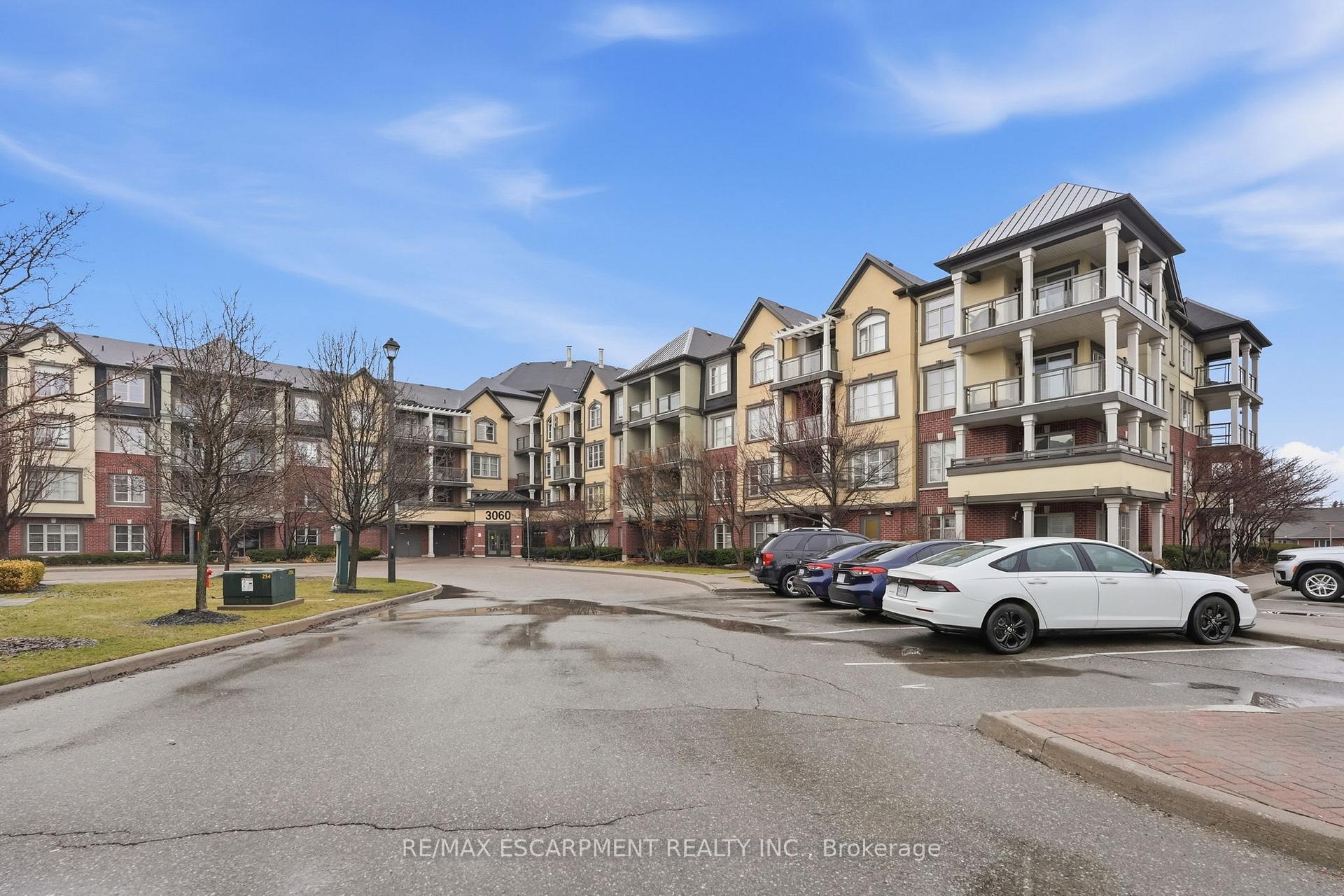 3060 Rotary Way 226, Burlington, ON L7M 0G9
