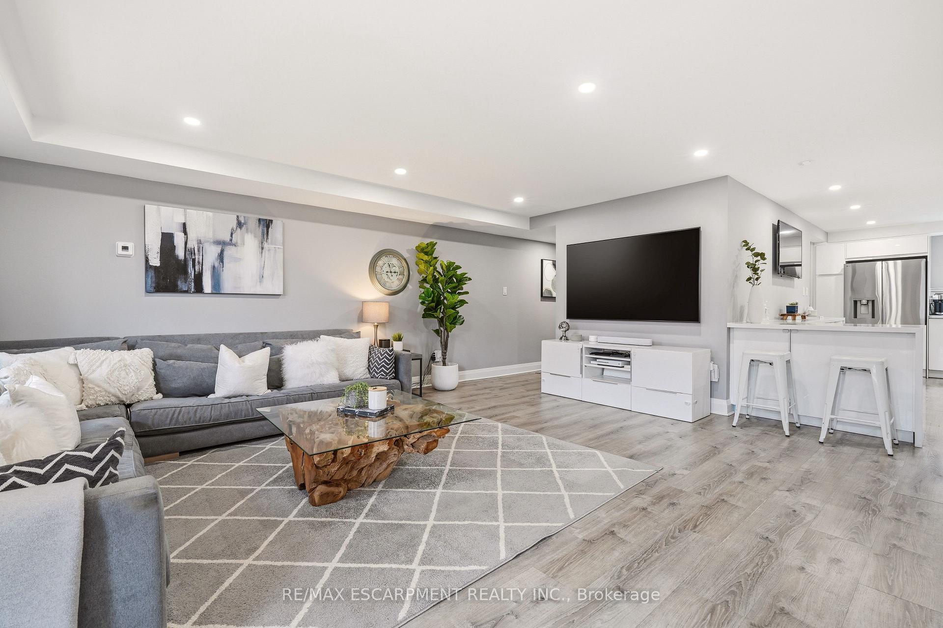 1250 Mississauga Valley Boulevard 177, Mississauga, ON L5A 3R6