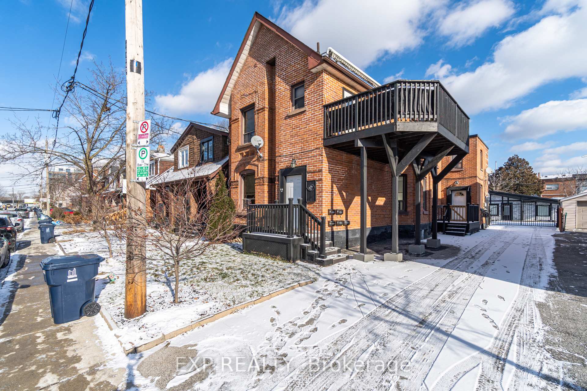 677 Durie Street 4, Toronto W02, ON M6S 3H4