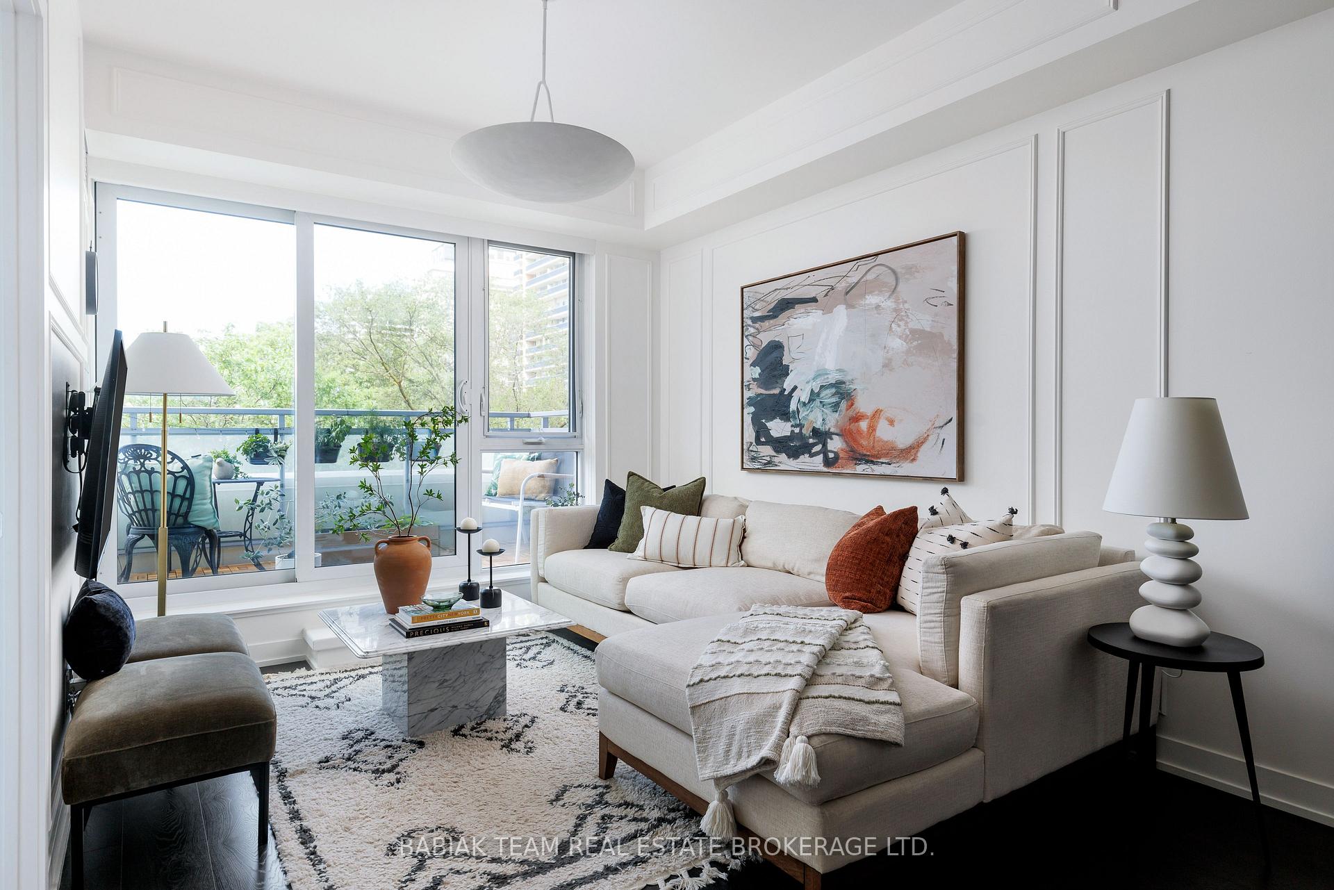 1830 Bloor Street W 532, Toronto W02, ON M6P 0A2