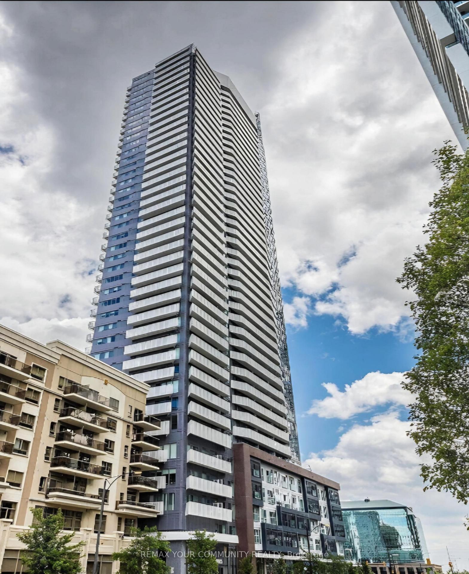 4065 Confederation Parkway 3903, Mississauga, ON L5B 0L4