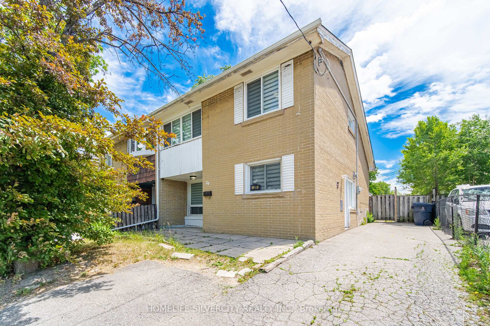 29 Brookmere Road, Toronto W10, ON M9W 2X5