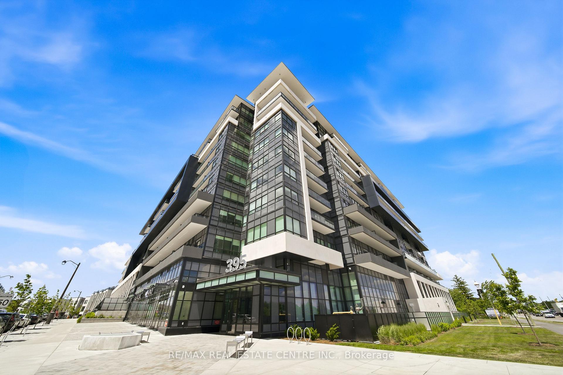 395 Dundas Street W 221, Oakville, ON L6M 4M2