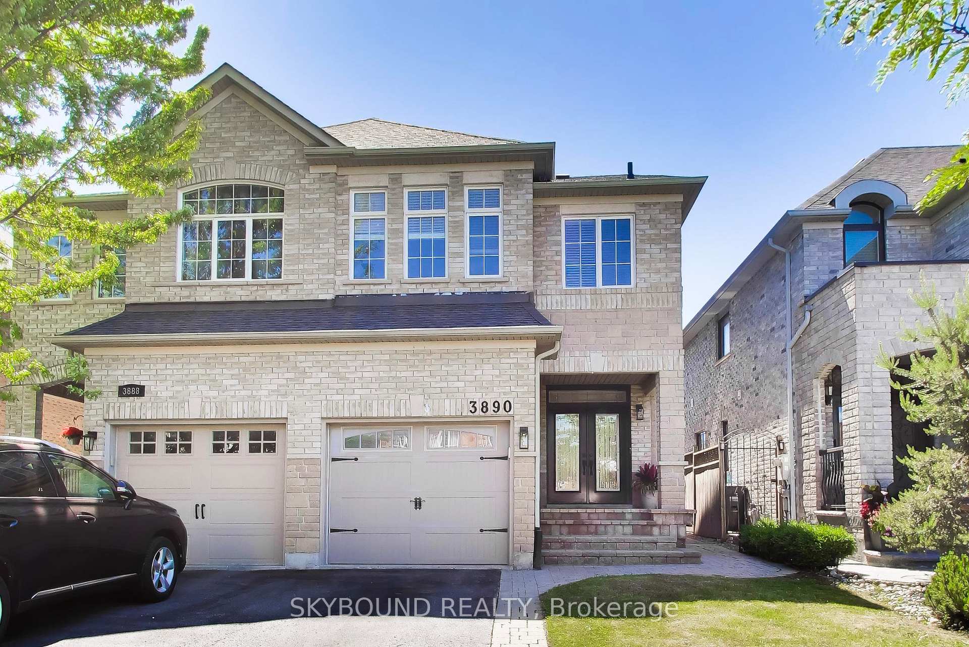 3890 McDowell Drive, Mississauga, ON L5M 6P2