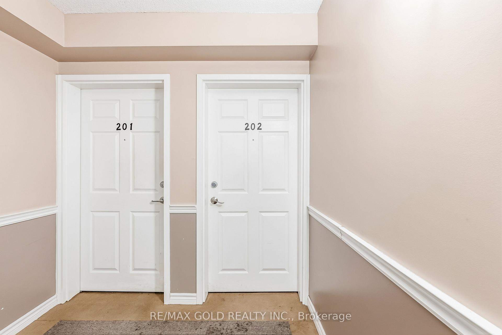 1340 Main Street E 202, Milton, ON L9T 7S6