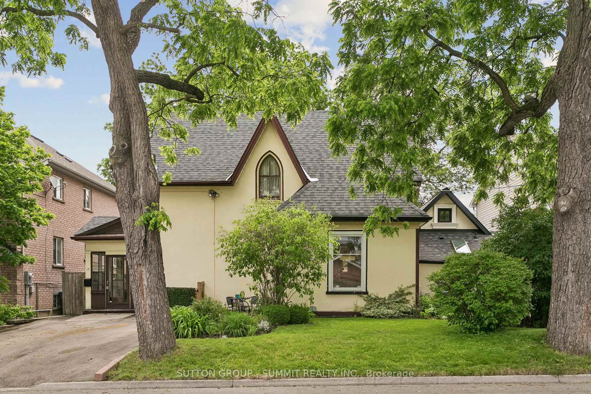 17 ARCHIBALD Street S, Brampton, ON L6X 1M1