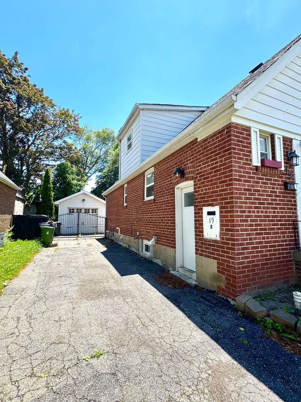 19 Westchester Street Basement, Toronto W04, ON M6M 2S4