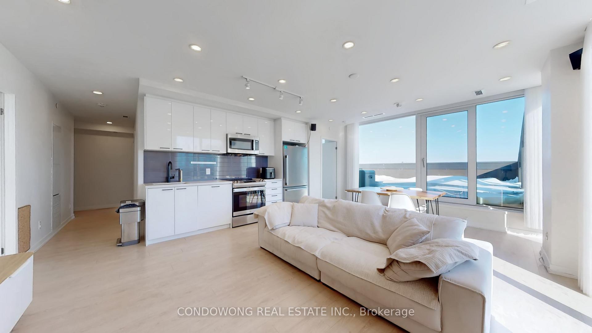 1808 St Clair Avenue W 1101, Toronto W03, ON M6N 0C1